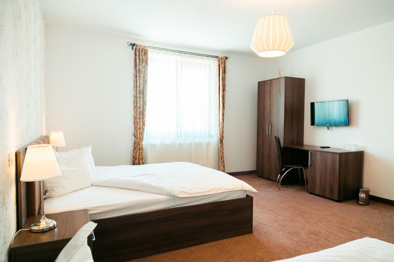 Elegant House Otel Făgăraş Dış mekan fotoğraf